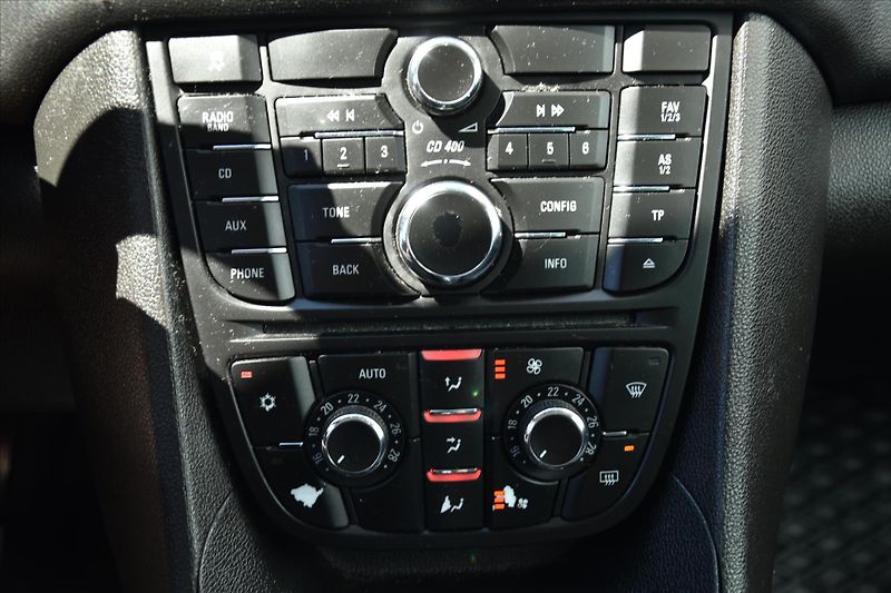 Opel Meriva 1.4T 88kW 1.MAJITEL ČR - fotka 18 z 22