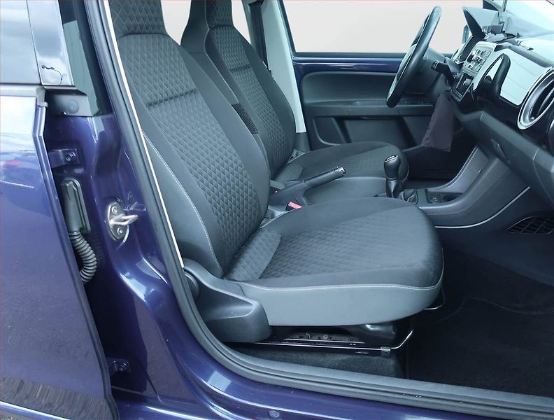 Škoda Citigo (2016) 1.0 MPI - fotka 9 z 15