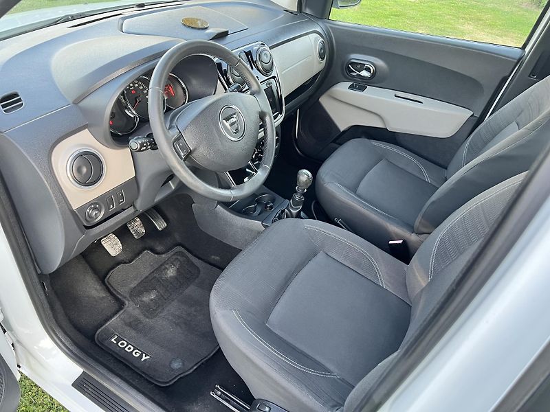 Dacia Lodgy 1.5DCI 79KW,7MÍST,KLIMA,NAVI - fotka 11 z 44
