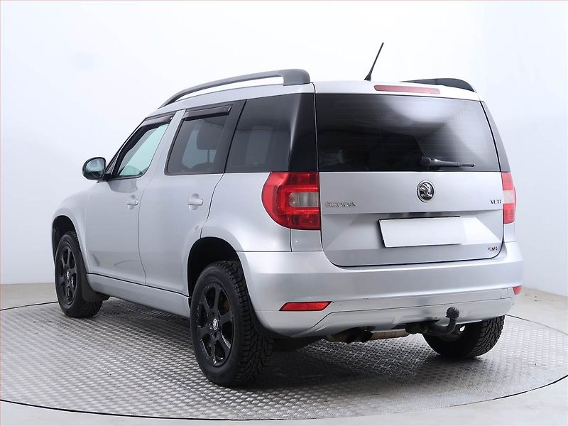 Škoda Yeti (2015) Ambition 2.0 TDI, 4X4 - fotka 4 z 16
