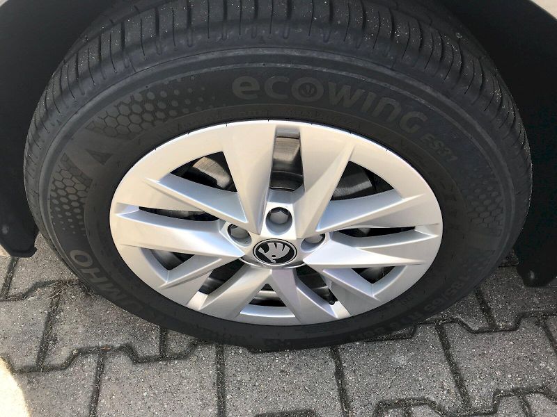 Škoda Fabia (2025) TOP SELECTION 1,0 TSI - fotka 26 z 26