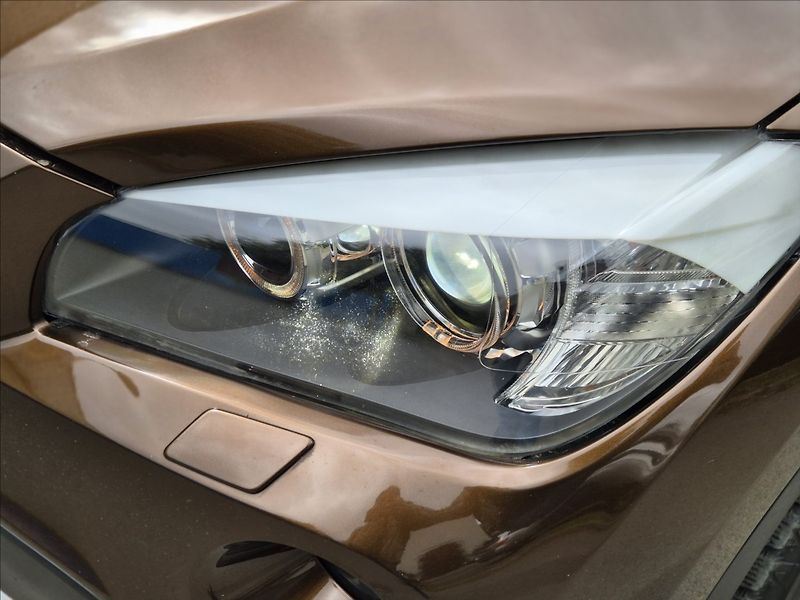 BMW X1 xDrive 20d AT*nove ROZVODY - fotka 22 z 25