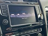 Volkswagen Golf (2017) 2.0TDi PO SERVISU,APP,PANORAMA - náhled 12
