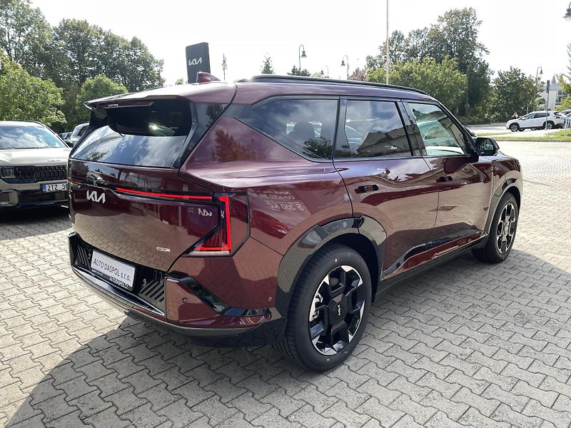 Kia EV5 (2026) 4x4 GT-Line EvoPark+Tech+PNS - fotka 3 z 29