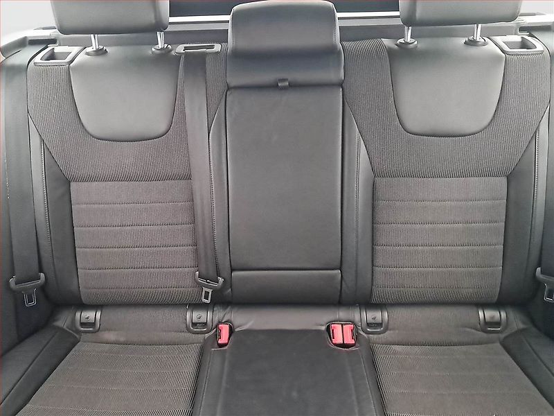 Škoda Octavia (2014) 1.6 TDI, Tempomat - fotka 10 z 18