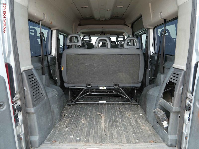 Citroën Jumper (2007) 2.2HDi 9míst, AC - fotka 7 z 16