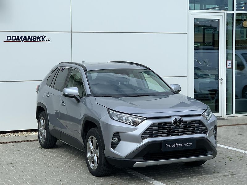 Toyota RAV4 COMFORT STYLE 2,0 129kW MAN6 - fotka 9 z 31