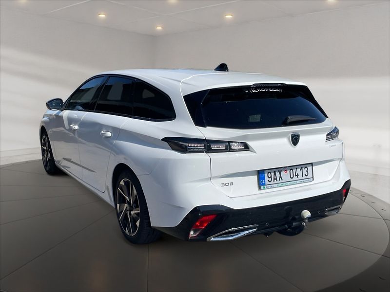 Peugeot 308 1,2 PT Allure pack AT - fotka 4 z 11