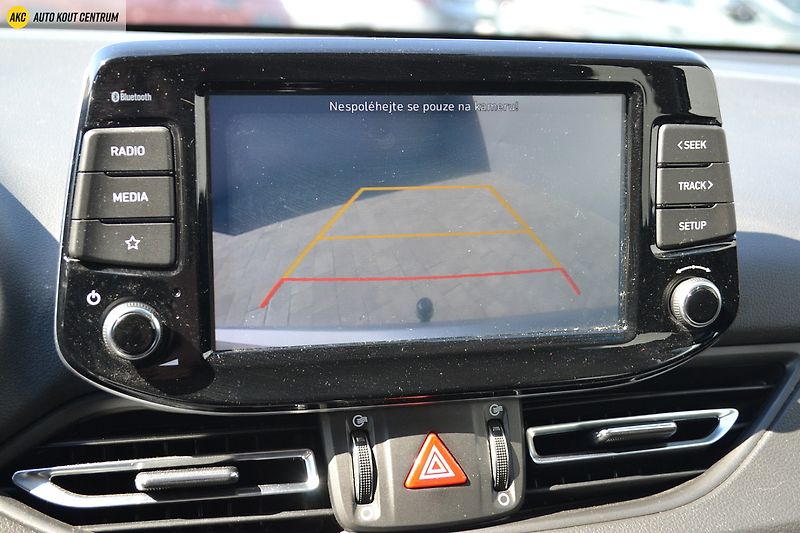 Hyundai i30 1.0T-GDI SMART ALU16 - fotka 30 z 49