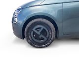 Fiat 500 (2026) Giorgio Armani Hatchback 118k  - náhled 14