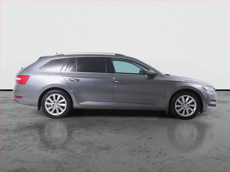 Škoda Superb (2022) Style 2.0 TDI, Automat - fotka 6 z 21