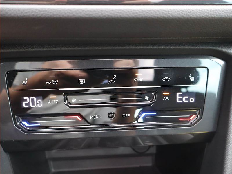 Volkswagen Tiguan (2022) 1.4 TSI eHybrid - fotka 13 z 21