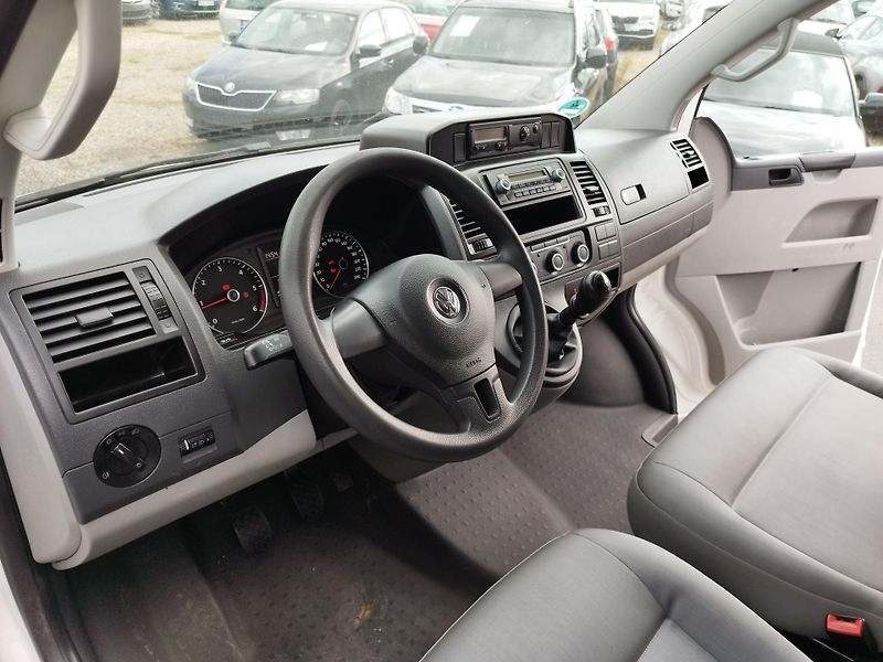 Volkswagen Transporter (2015) 2,0TDI,103KW,L2,H2,TAŽNÝ,SER.K - fotka 16 z 28