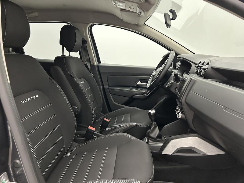 Dacia Duster 1.0 TCe Comfort - fotka 19 z 24