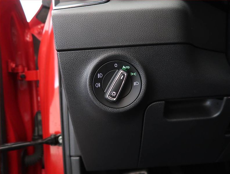 Škoda Karoq (2018) Ambition Plus 1.0 TSI - fotka 22 z 23