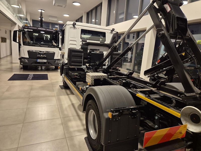 MAN TGL 12.250 NOSIČ KONTEJNERU TAŽNÉ  - fotka 6 z 23
