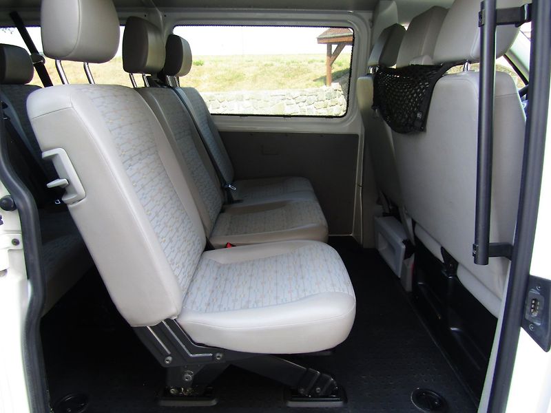 Volkswagen Transporter (2011) 2.0 TDI 84kW  LONG 9 MíST - fotka 20 z 34