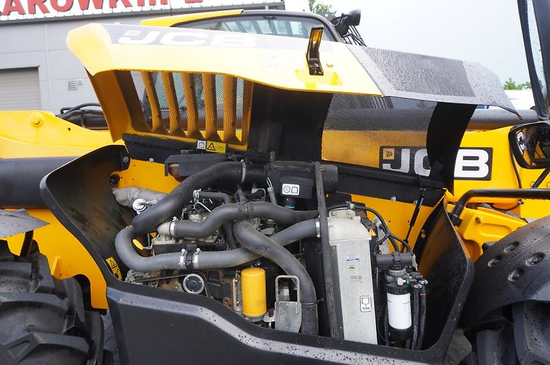 JCB (2019) 535-95 / 3.5 T / range 9.5 m - fotka 14 z 24
