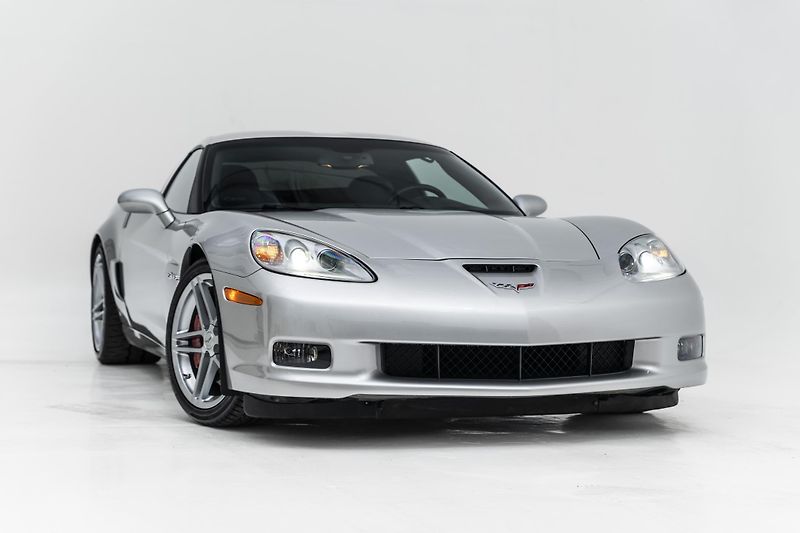 Chevrolet Corvette C6 Z06*USA*originál stav - fotka 1 z 53