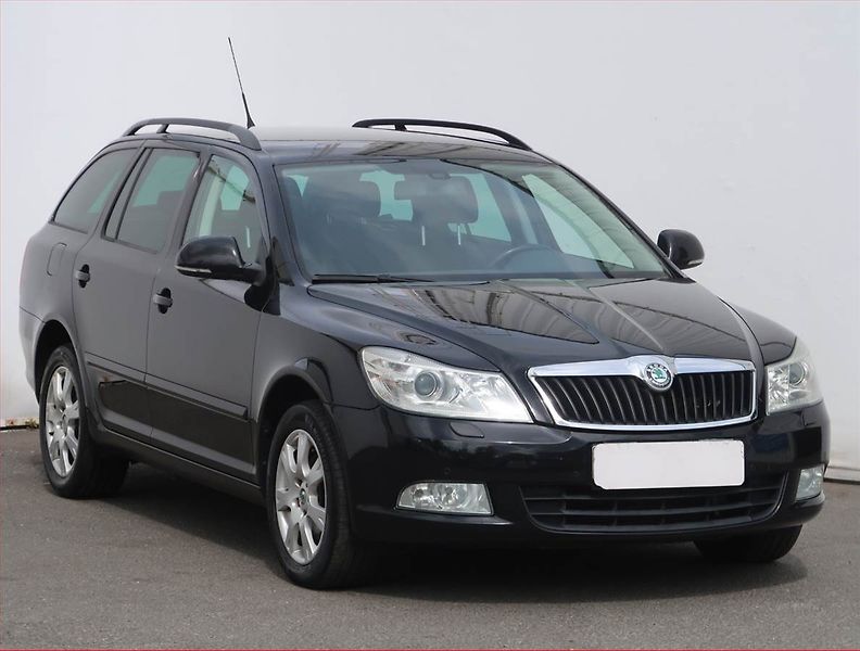 Škoda Octavia (2012) Elegance 2.0 TDI, Automat - fotografie inzerátu
