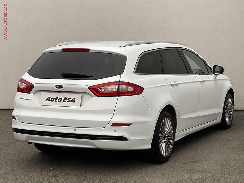 Ford Mondeo (2017) 2.0 TDCI, ČR, AT, navi, LED - fotka 4 z 17