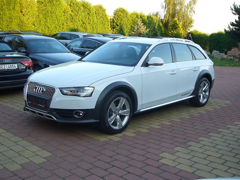 Audi A4 Allroad 3,0TDi QUATTRO - fotka 1 z 25