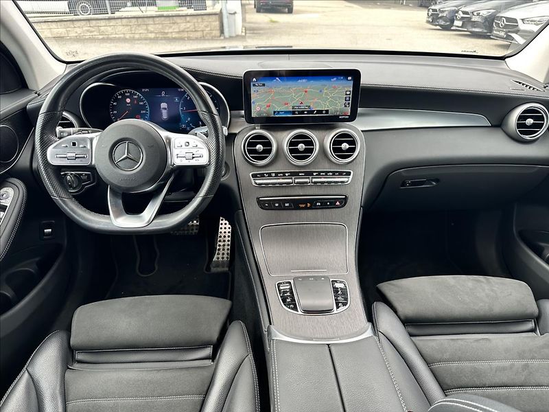 Mercedes-Benz GLC 220d 4MATIC AMG linie - fotka 9 z 14