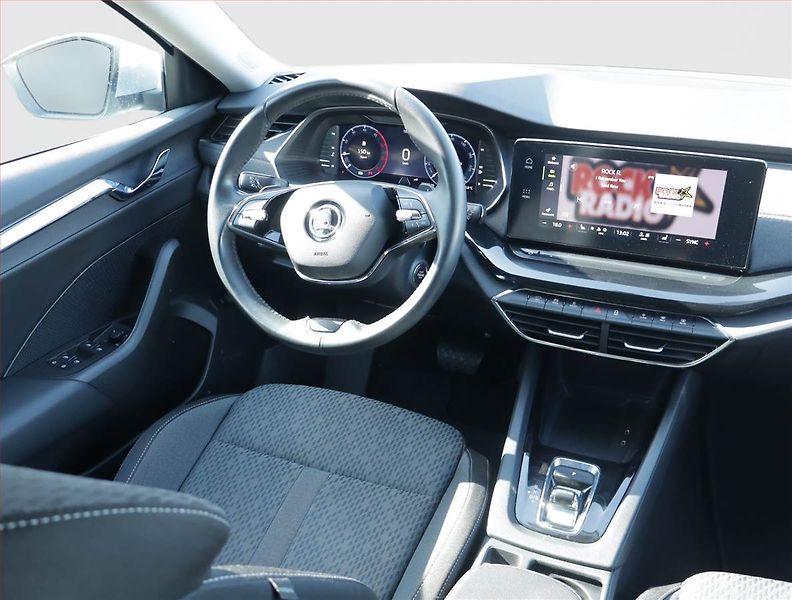 Škoda Octavia (2022) Style 2.0 TDI, Automat, ČR - fotka 7 z 24