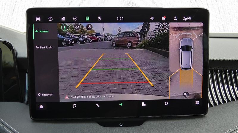 Škoda Superb 2.0 TDI 110kW L&K Combi DSG - fotka 16 z 30