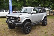 nebo offroadem Bronco, které se zřejmě začne vozit i k nám