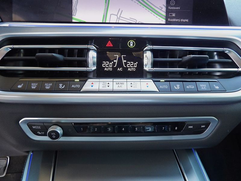 BMW X5 3.0d xDrive Mpaket 360° TZ ČR - fotka 11 z 35