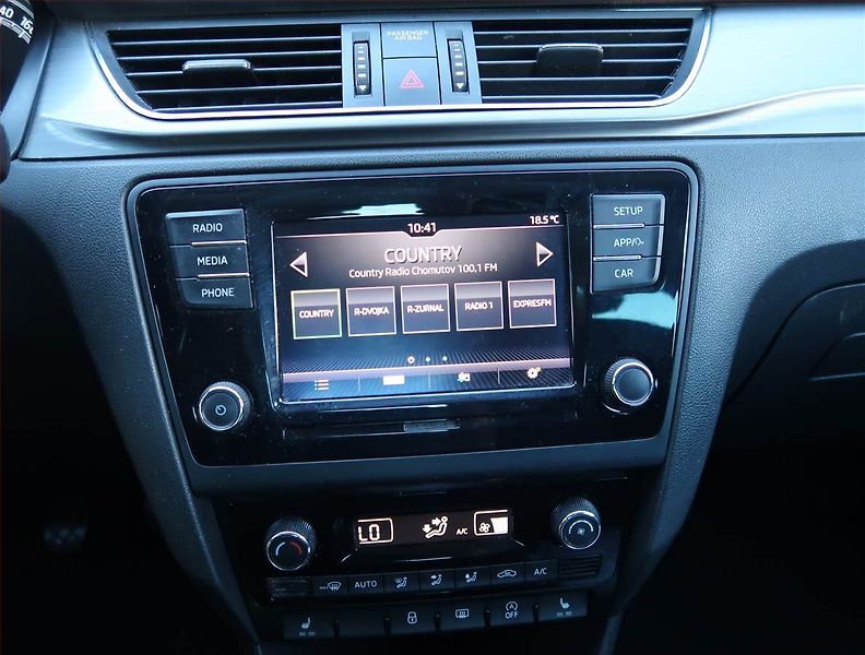 Škoda Rapid (2019) Style Plus 1.0 TSI, Bi-Xenony - fotka 12 z 15