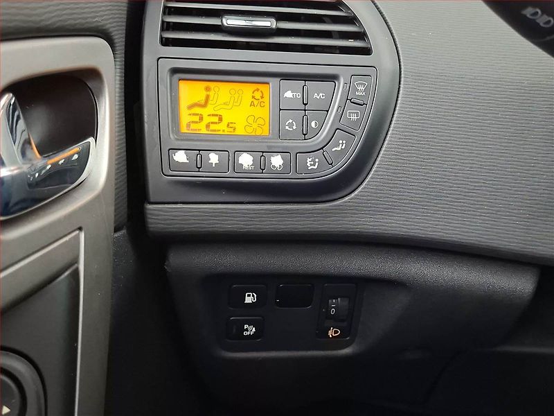 Citroën C4 Picasso (2009) 1.6 i, Tempomat, Park. senzory - fotka 16 z 16