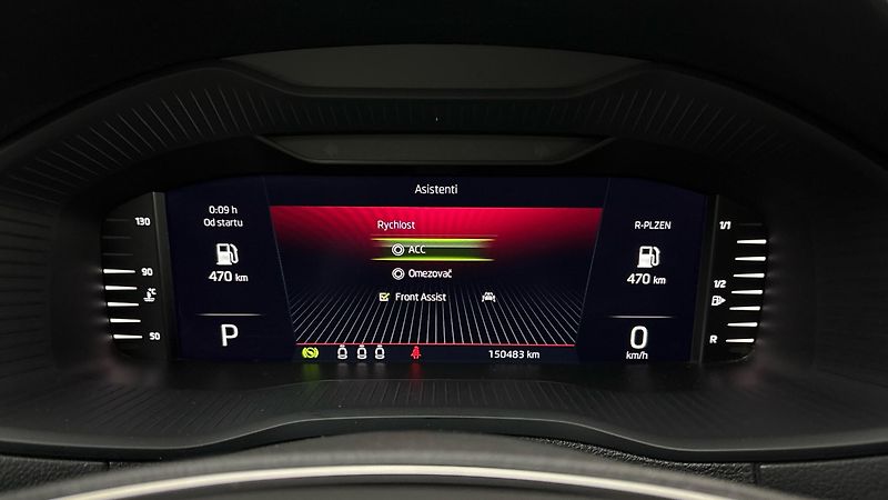 Škoda Karoq 1.5 TSI DSG Sportline - fotka 10 z 27