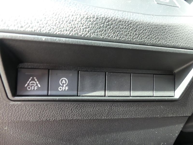 Citroën Berlingo (2026) XL YOU PROFI Diesel 100k MAN6 - fotka 16 z 18