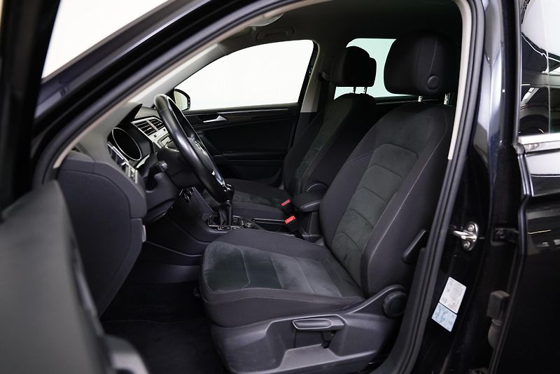 Volkswagen Tiguan - fotka 11 z 26