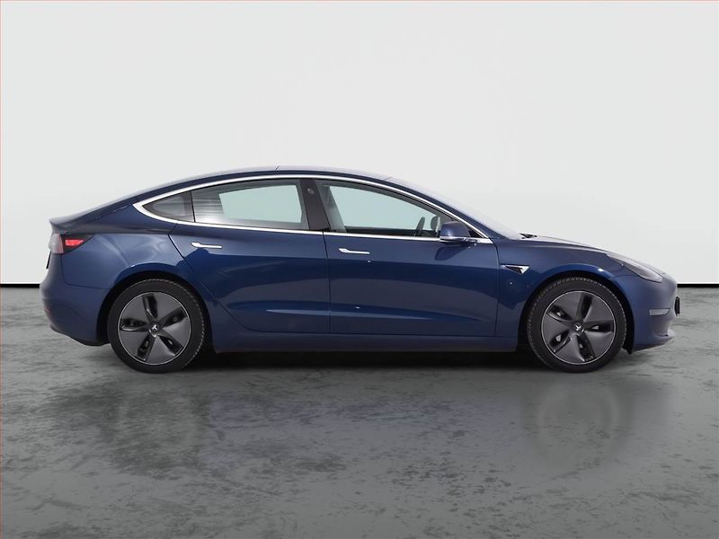 Tesla Model 3 (2019) Long Range 4WD 78kWh, SoH 84% - fotka 6 z 23