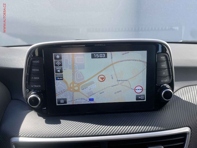 Hyundai Tucson (2020) 1.6 GDi, Trend, navi, kamera - fotka 16 z 19