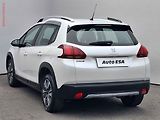 Peugeot 2008 (2019) 1.2 PT, Allure, AT, navi - náhled 6