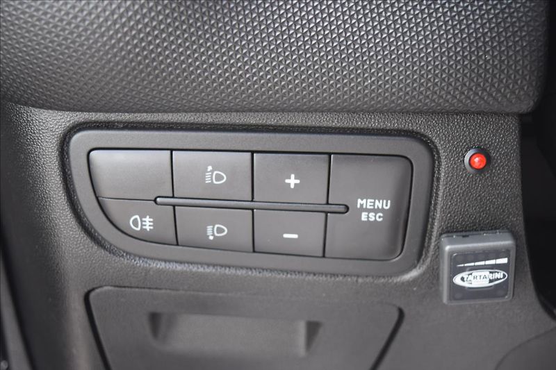 Fiat Grande Punto 1,2 i 51KW PO ROZVODECH KLIMA - fotka 30 z 42