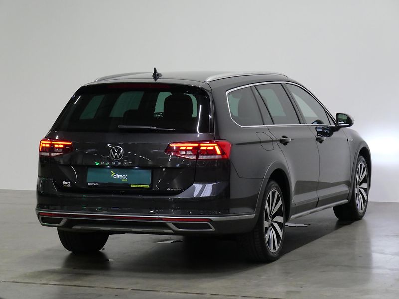 Volkswagen Passat - fotka 2 z 26