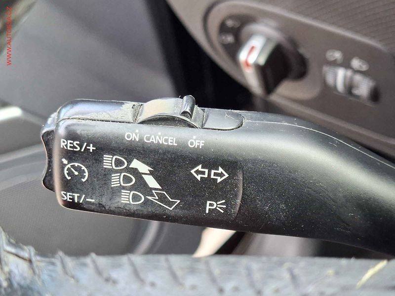 Seat Leon (2009) 1.6 MPi, 1.maj,ČR, servis - fotka 14 z 15