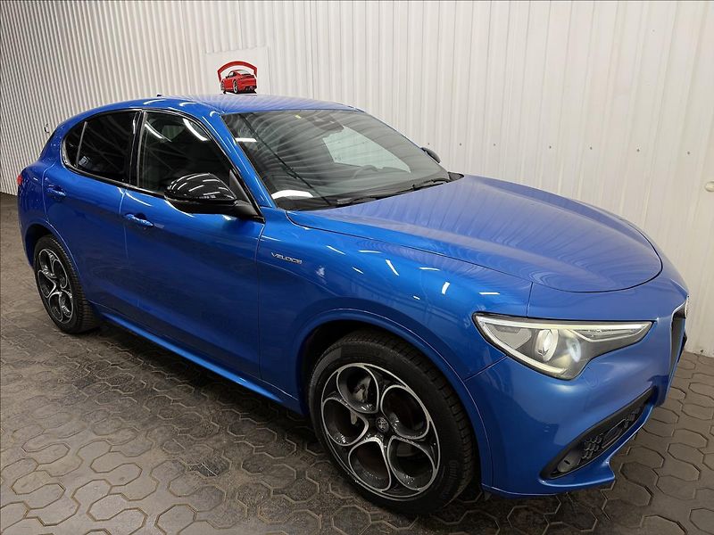 Alfa Romeo Stelvio VELOCE 154kW Q4 - fotka 12 z 44