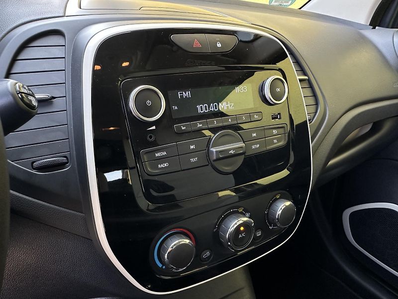 Renault Captur (2017) 0.9/66kW * KLIMA* 1.Maj.  - fotka 13 z 36