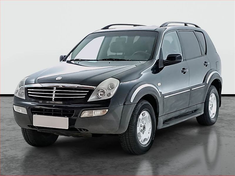 SsangYong Rexton (2005) 2.7 XDi, Automat, 7 míst - fotka 2 z 16