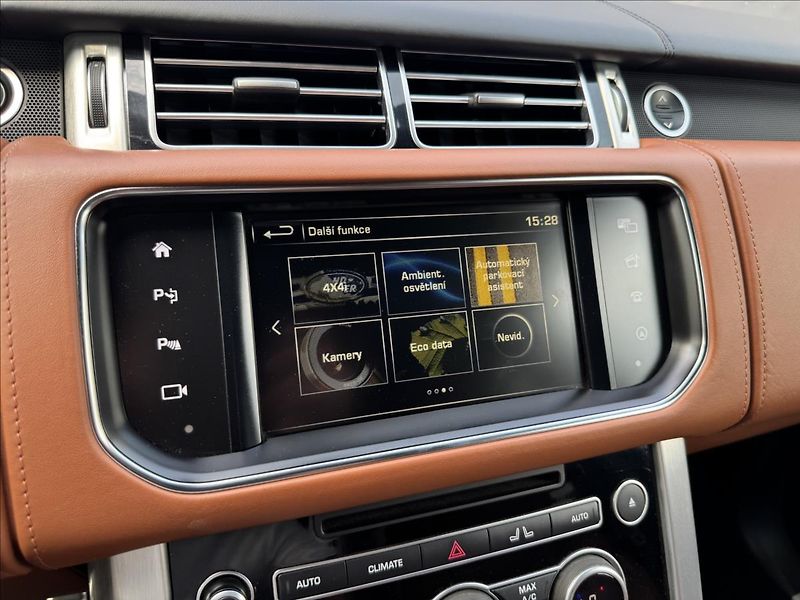 Land Rover Range Rover 4,4 SDV8 Autobiography LWB - fotka 20 z 38