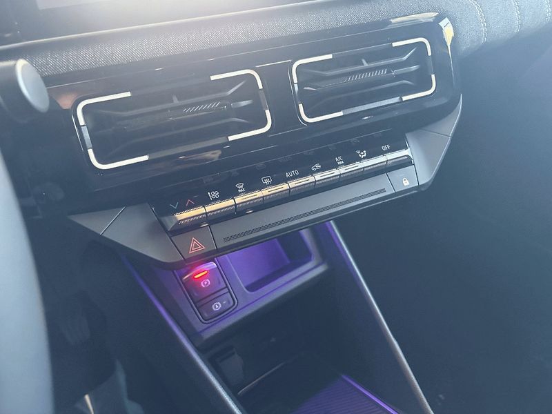 Renault 5 E-TECH (2026) Techno 150k comfort range - fotka 15 z 28