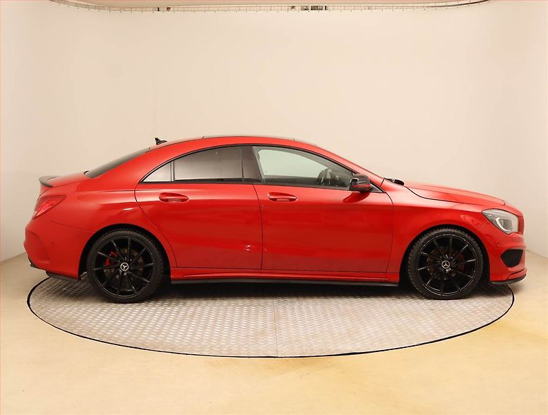 Mercedes-Benz CLA (2014) AMG Paket 200 CDI, Serv.kniha - fotka 6 z 20