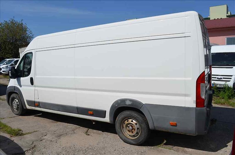 Peugeot Boxer (2016) 2,2 HDI - fotka 6 z 19