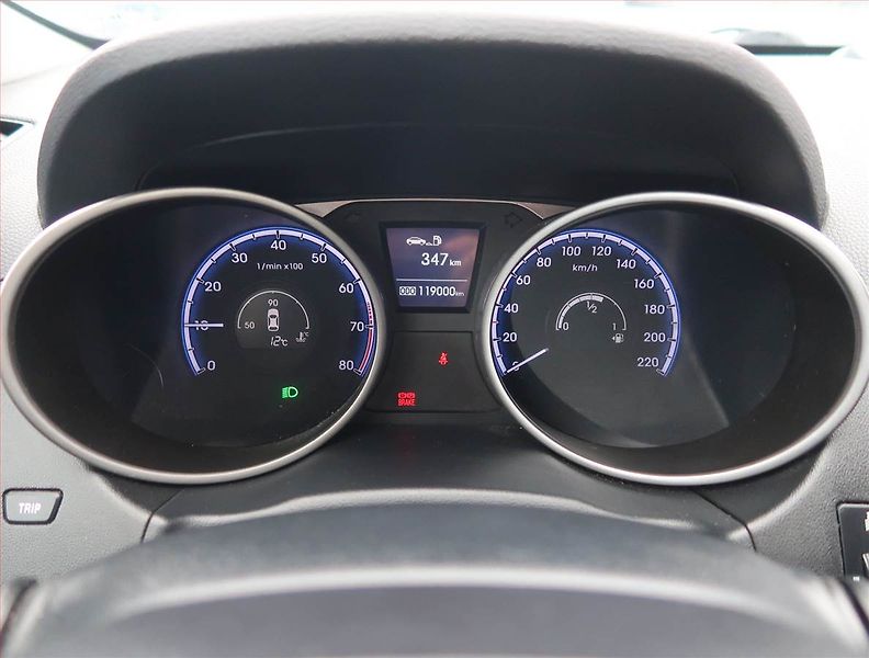 Hyundai ix35 (2013) 1.6 GDI, Tempomat - fotka 11 z 14